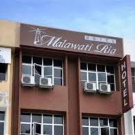 Melawati Ria Hotel Kuala Selangor Exterior photo