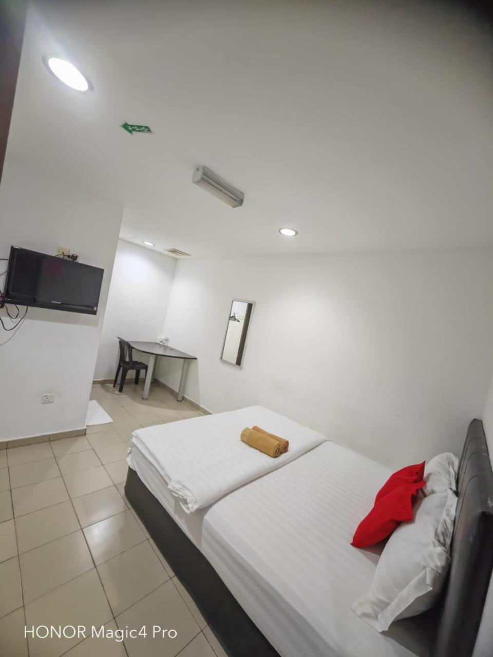 Melawati Ria Hotel Kuala Selangor Exterior photo