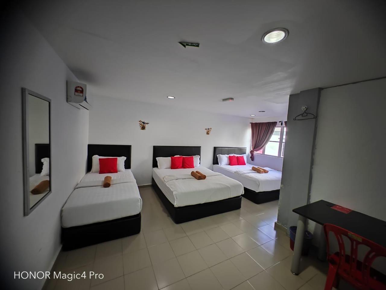 Melawati Ria Hotel Kuala Selangor Exterior photo